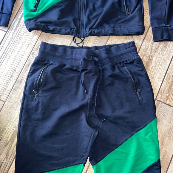 Lauren Ralph Lauren Sweatsuit - Picture 5 of 7